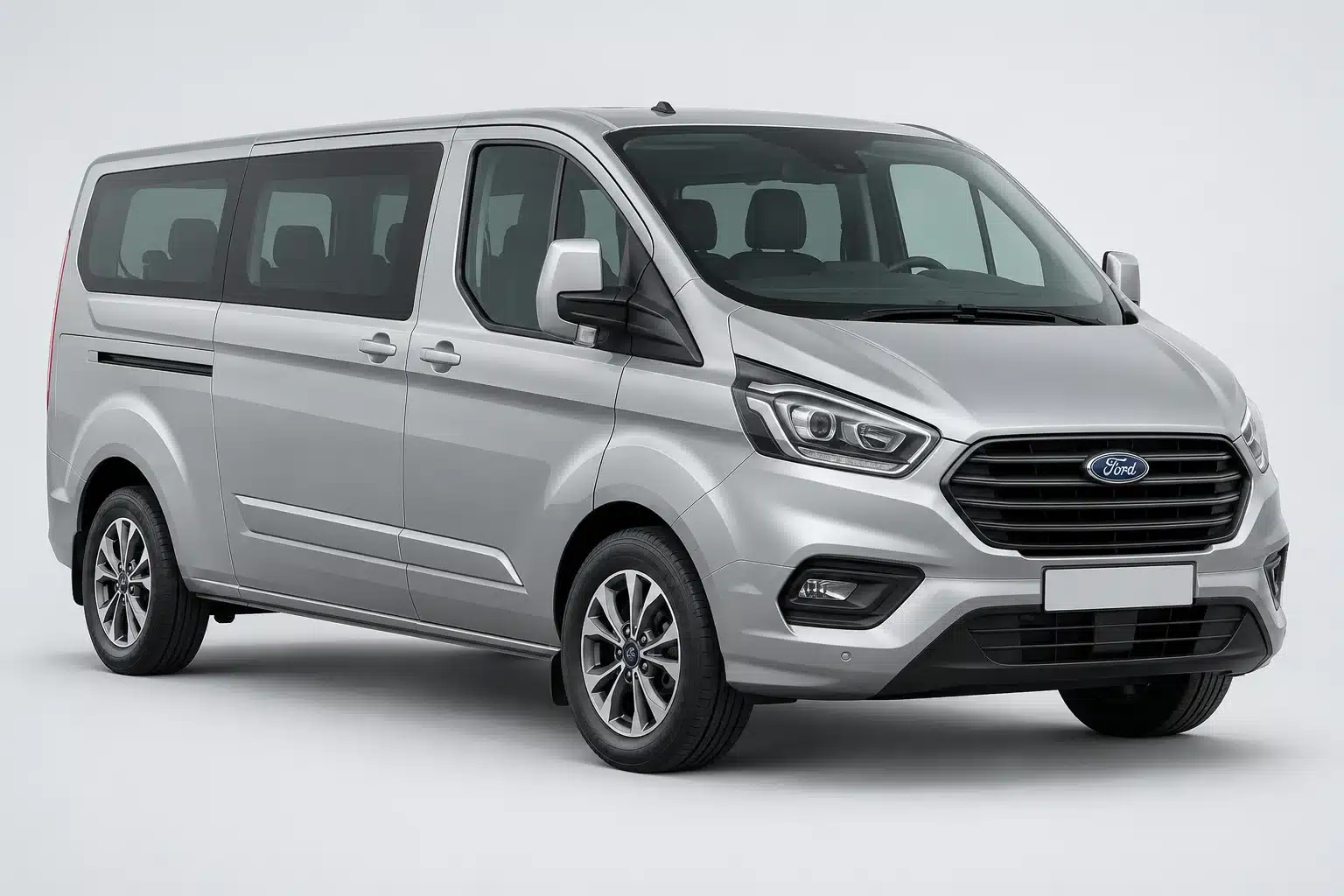 Illustration générée par IA d’un Ford Tourneo Custom argenté, vue de trois quarts avant